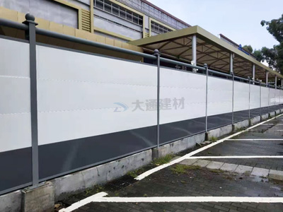 大通建材C類(lèi)裝配式鋼結(jié)構(gòu)圍擋烤漆款有怎樣的規(guī)格特點(diǎn)呢？