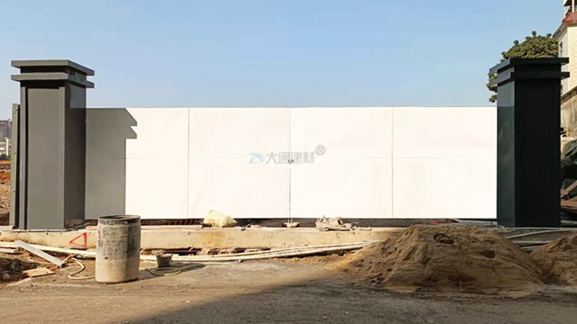 鋼結(jié)構(gòu)烤漆工地雙開(kāi)門 建筑工地大門 可定制化生產(chǎn)